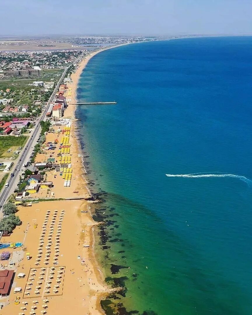 Феодосия береговое приморская. Береговое (феодосия). золотые пески крым приморский. феодосия пгт приморский пляж золотые пески. посёлок береговое крым.