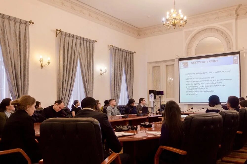 Информационный центр оон. Офис оон в москве. информационный центр оон в мск. экскурсия в информцентр оон.