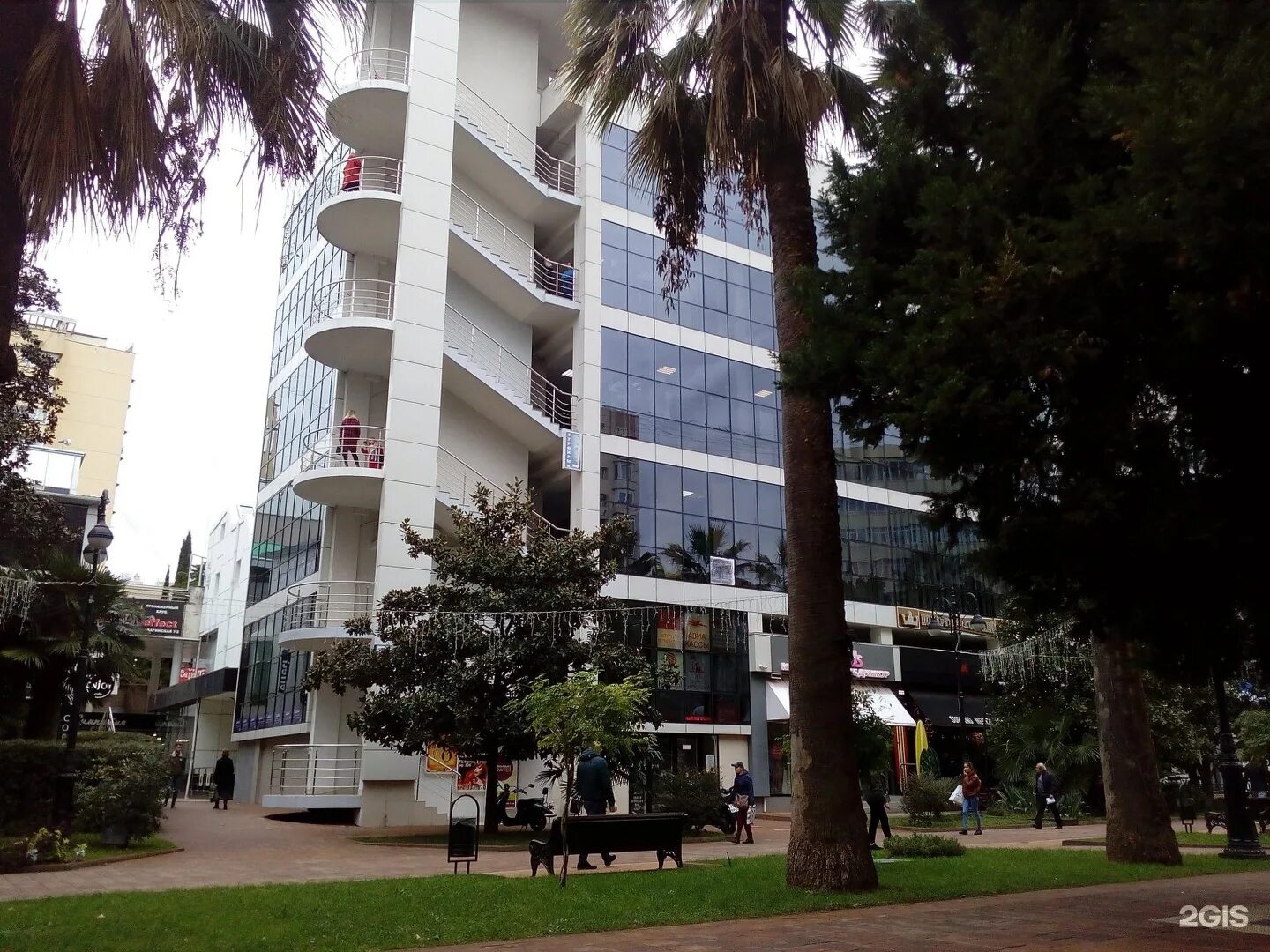 Grillage ресторан сочи. Навагинская ул 3 4а. Навагинская 7/3 сочи. Навагинская, 3/7. Навагинская, 3/7.