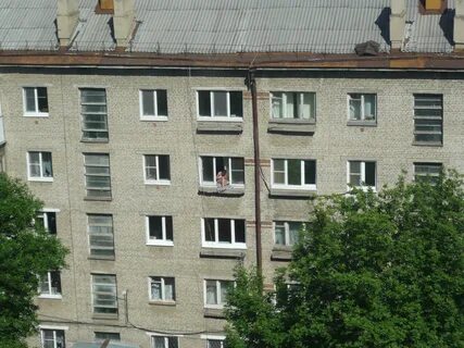 Загораешь ли через окно