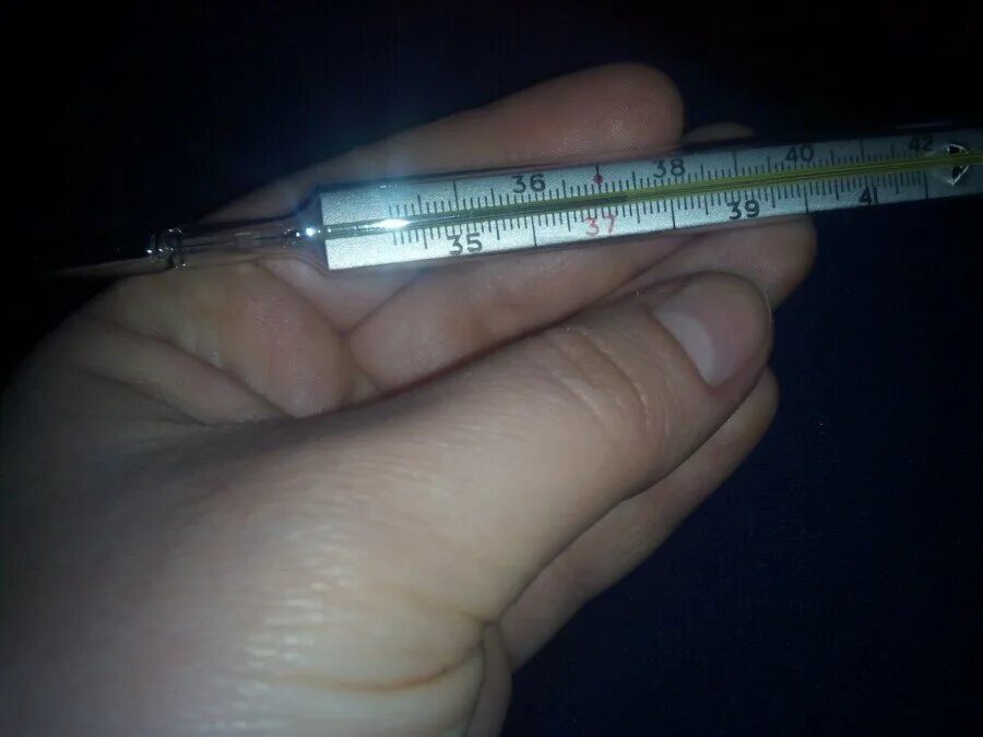 ртутный градусник 38. 9. как сбить температуру. градусник ртутный 39. 37 3 4 37 9.