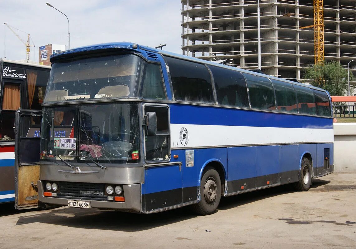 Москва назрань автобус контакты. Neoplan 116 Ингушетия. Neoplan n117 Spaceliner чертеж. Автобус Neoplan 116 Москва Назрань. Нальчик автобус.