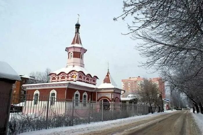 Орехово никольское. Храм Ксении Петербургской в Орехово-Зуево. Часовня Ксении Петербургской Орехово-Зуево. Малая Дубна Орехово-Зуевский район. Церковь Ксении Петербургской в Орехово Зуево фото.