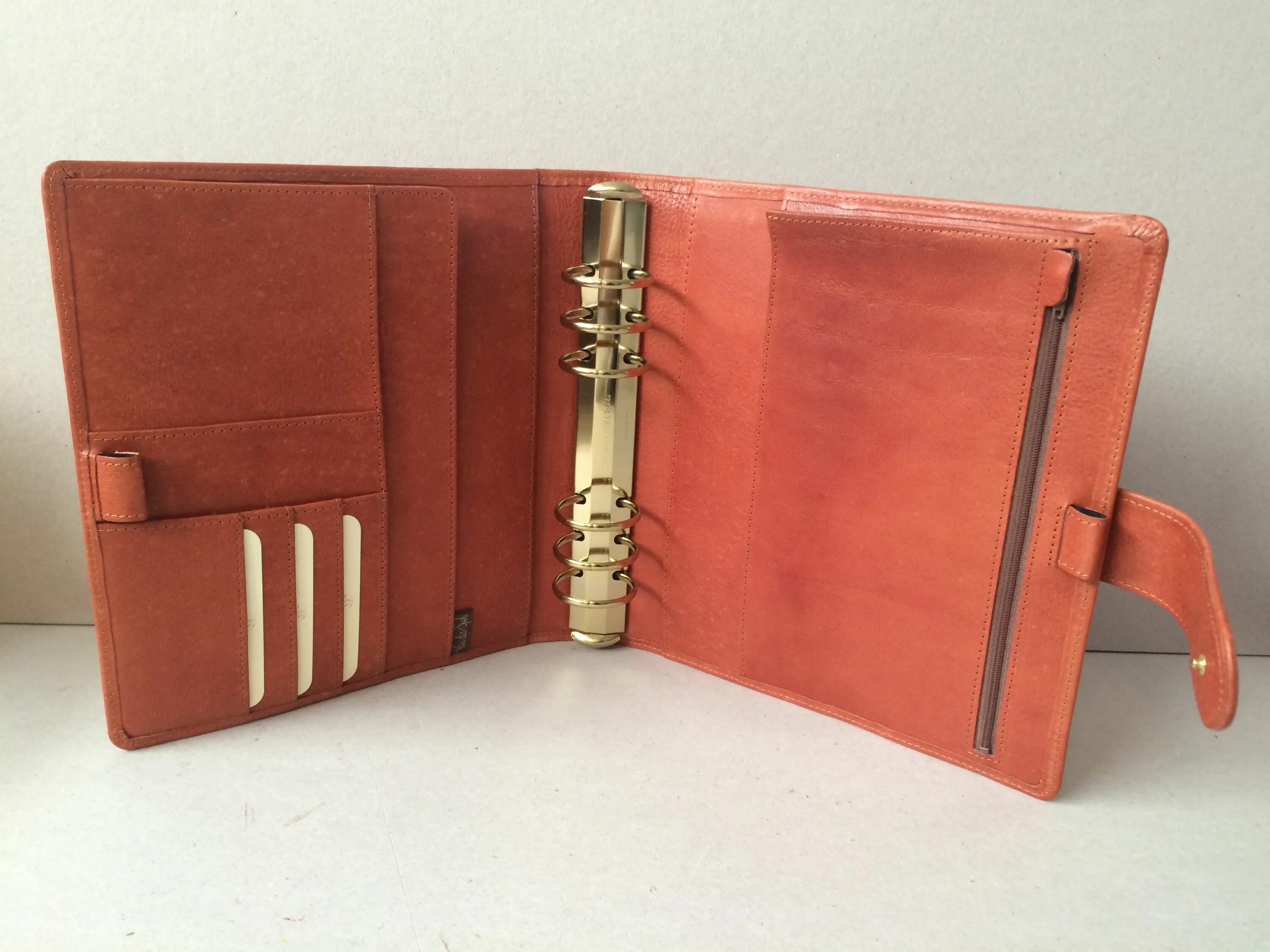 Planner to wallet. Van der spek. Van der spek органайзер. Ван дер спек ежедневник. Van der spek.