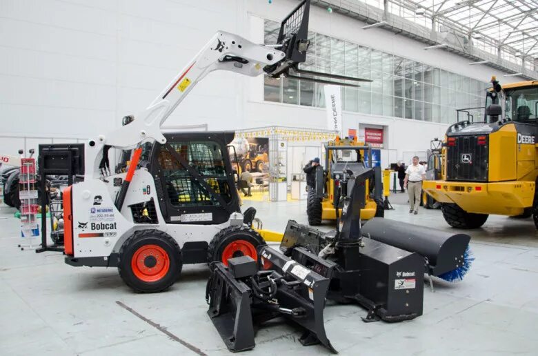 30. вилочный погрузчик bt s12. вилочный погрузчик кларк 3 т. пантограф на вилочный погрузчик. оборудование погрузчиков.