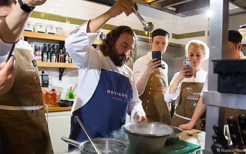 ресторан внутри. гостинично ресторанный бизнес. инновации в ресторанном бизнесе. ресторанный рынок.