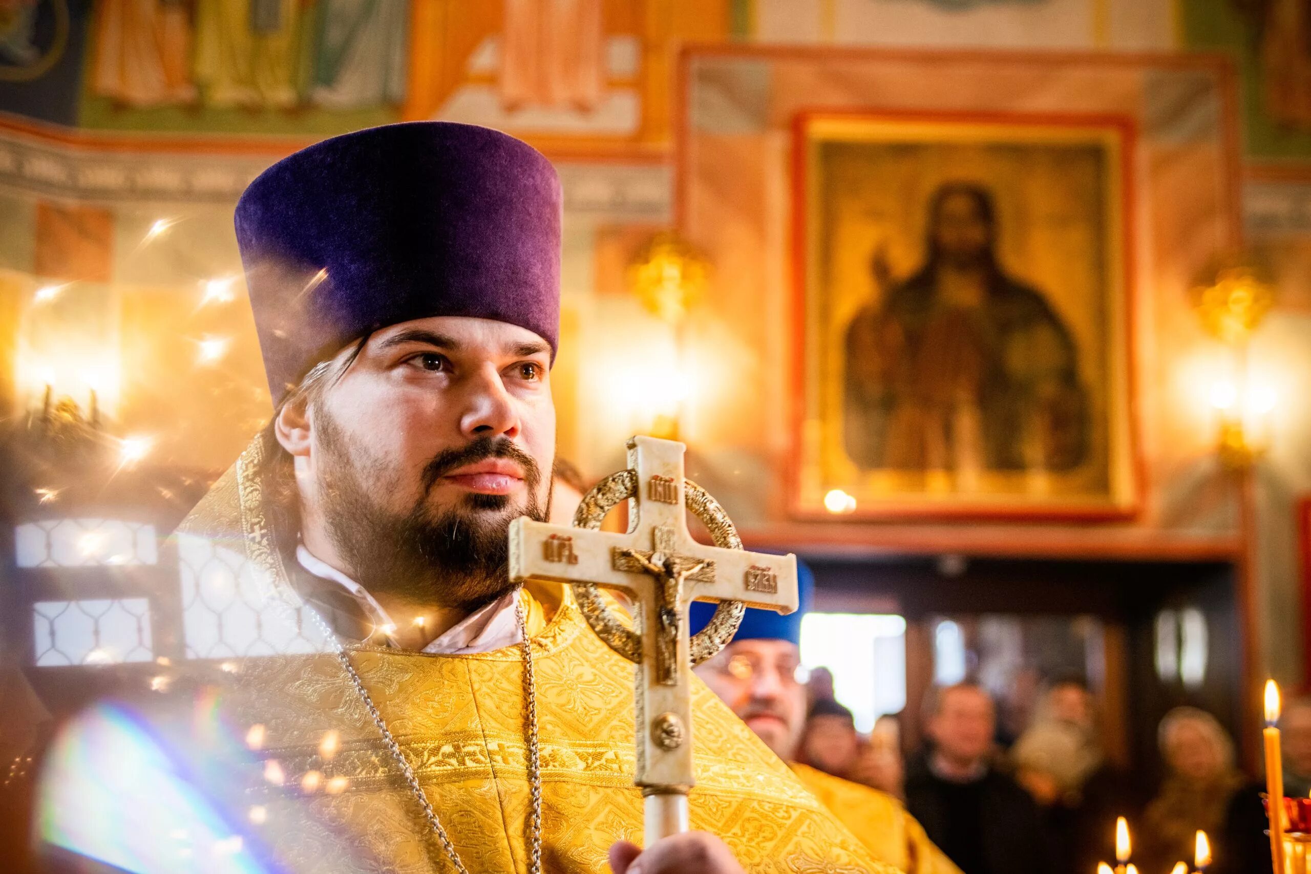 Otets oleg. Otets oleg. Олег малышев священник. Otets oleg блоггер. Реклама папа олег.