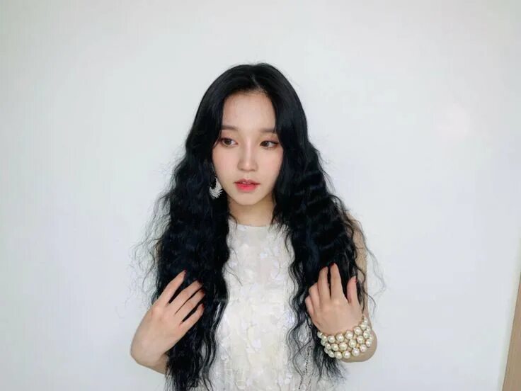 Юци could it be. Юци айдл. Суджин и шухуа. Юци айдл. Юци could it be.