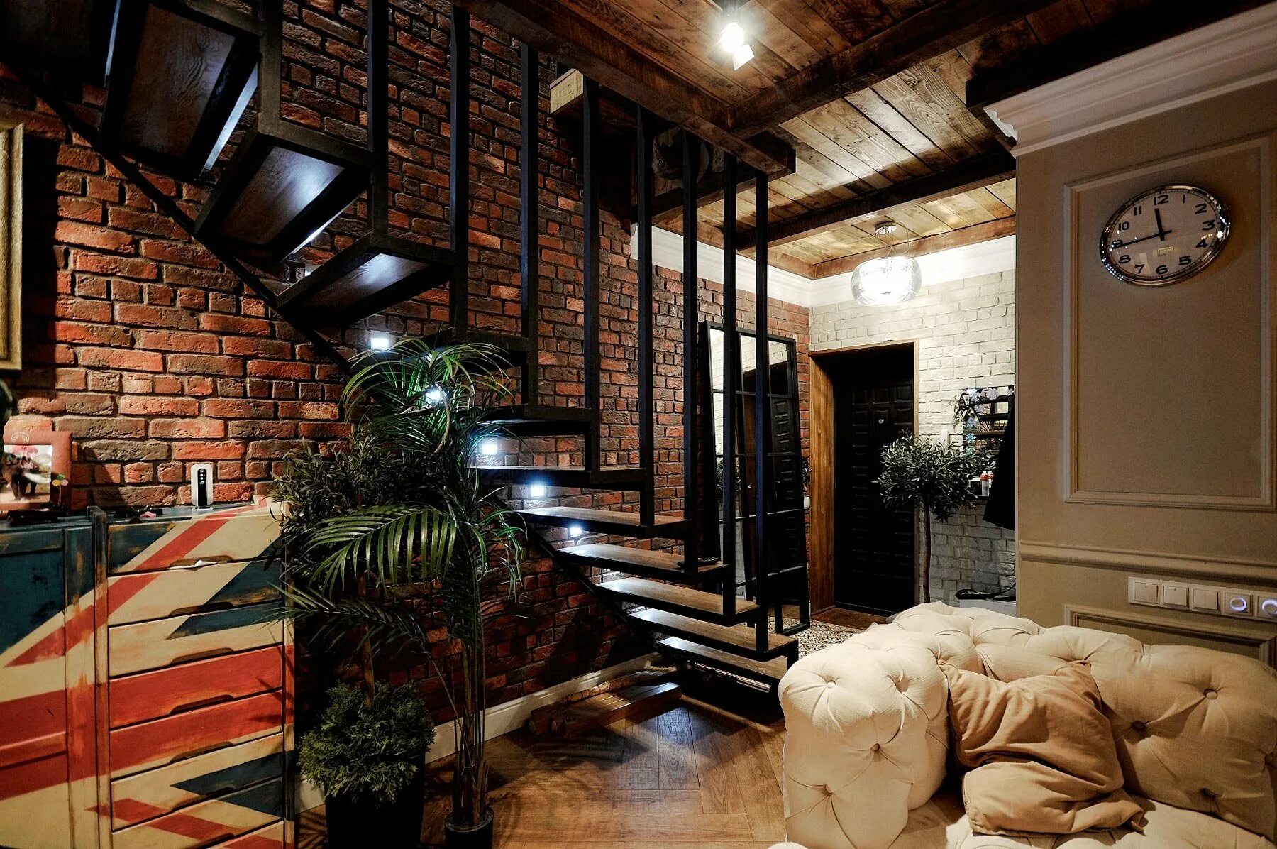 Дизайн домов много денег. Лестница в стиле лофт. Лестница в стиле лофт в частном доме. Лестница в доме в стиле лофт. Лестница лофт в интерьере.