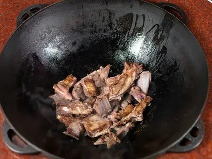 Мясо в масле в казане
