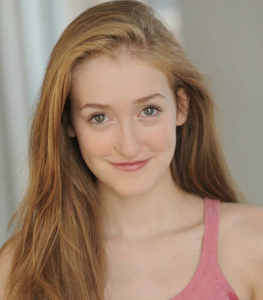 гас бирни дикинсон. гас бирни в купальнике. гас бирни. мгла сериал. кэтрин бирни.