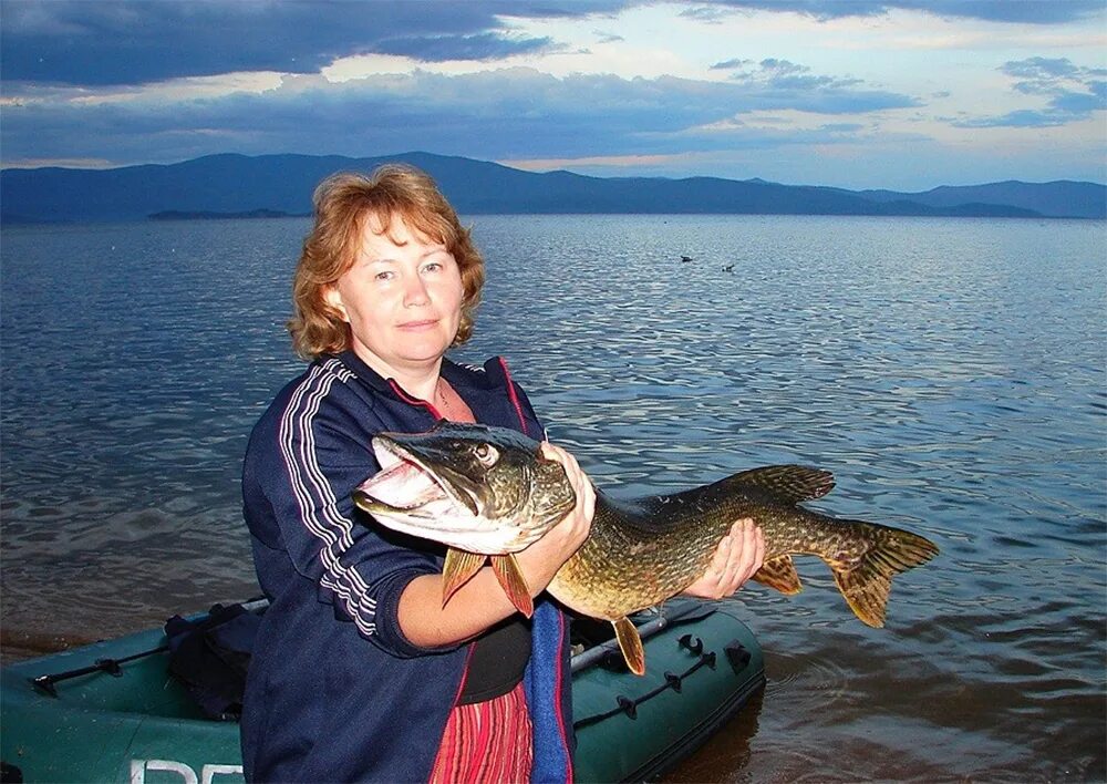озеро байкал рыбалка летняя. зимняя рыбалка на байкале. озеро байкал рыболовля. рыболовля байкал. рыбаки на байкале.