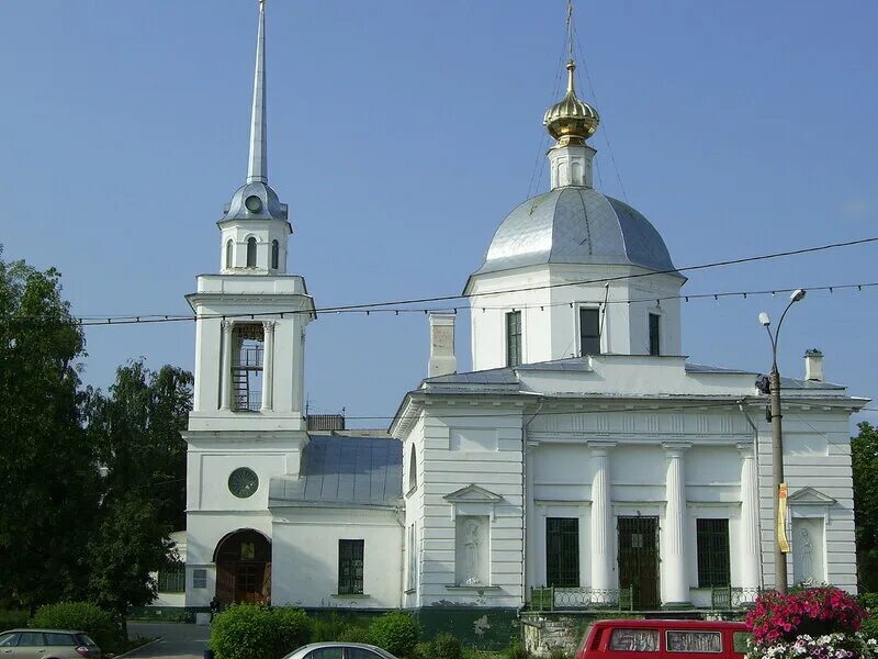 храм трех исповедников расписание