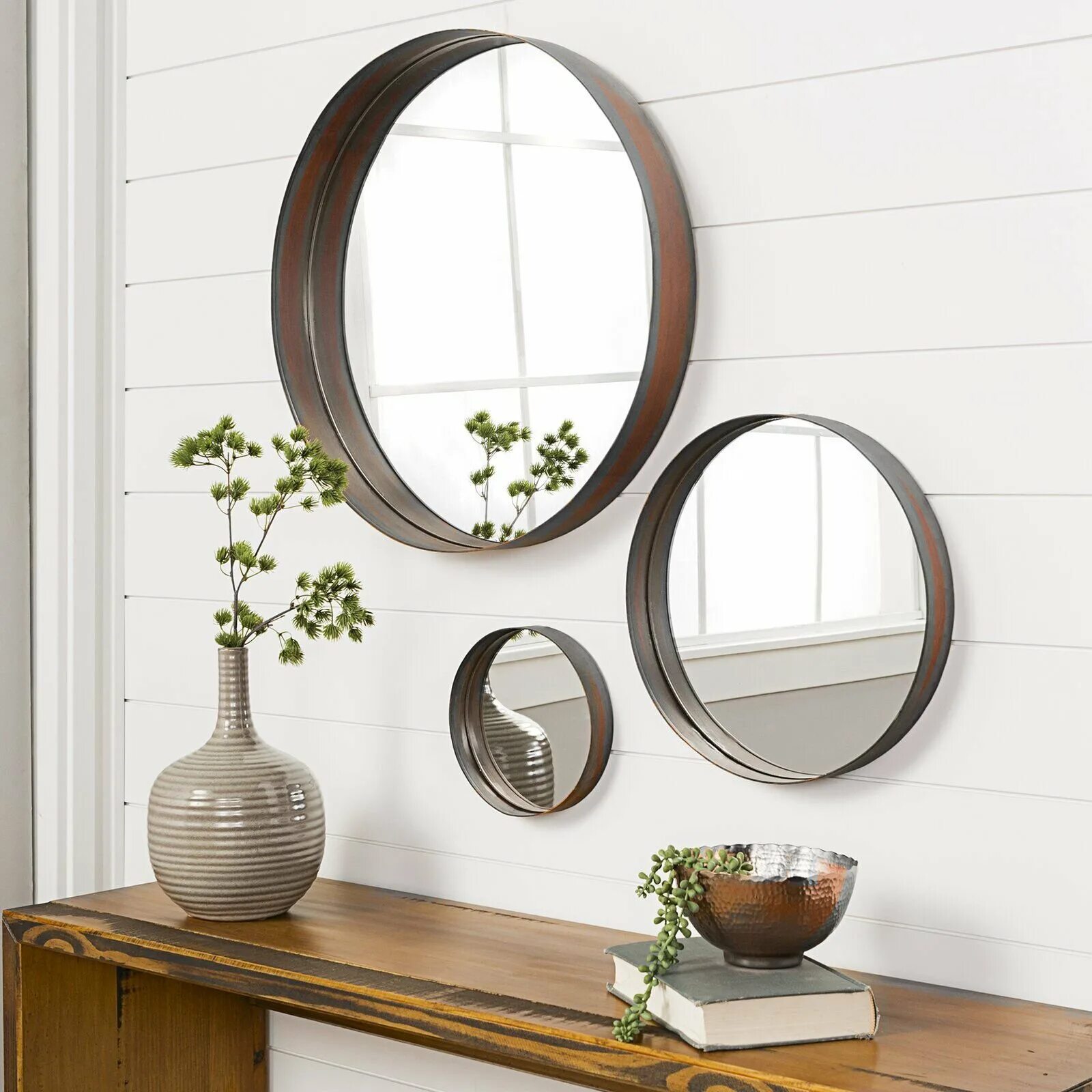 Mirror set