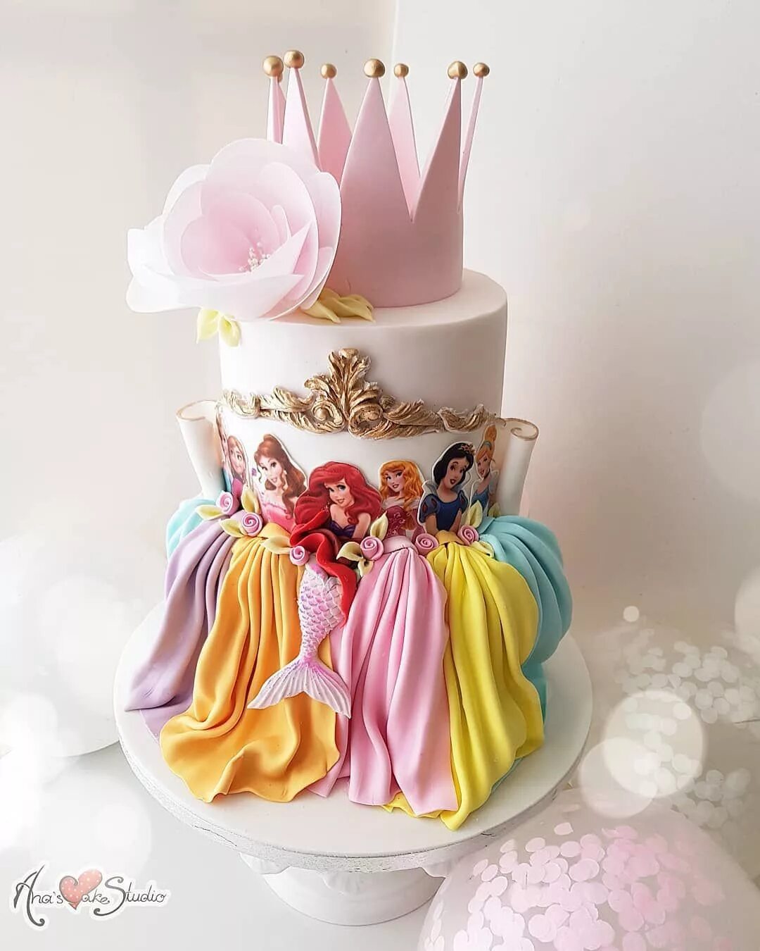 Торт для девочки с принцессой. Торт девочка. Необычный торт для девочки. Красивые торты для девочек. Торт с принцессами.
