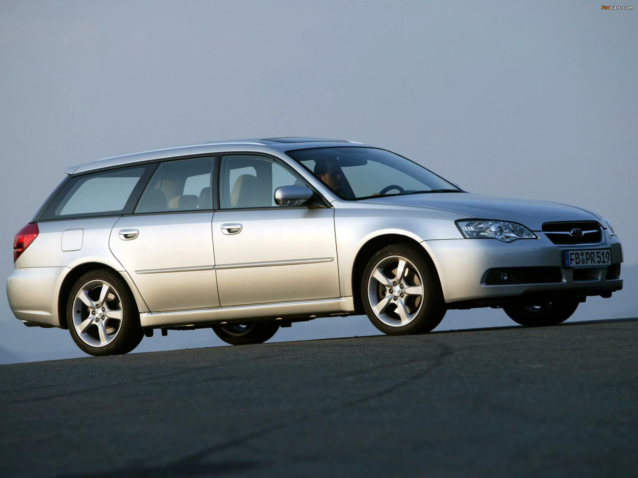 Subaru legacy 2003. Субару универсал 2003. Subaru Legacy универсал. Субару Легаси 2005 универсал. Субару Legacy универсал.