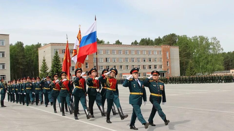 Новосибирское высшие училища. ТВВКУ Новосибирск училище. Академгородок Новосибирск НВВКУ. НВВКУ Новосибирское высшее военное командное. Общевойсковое командное училище Новосибирск.