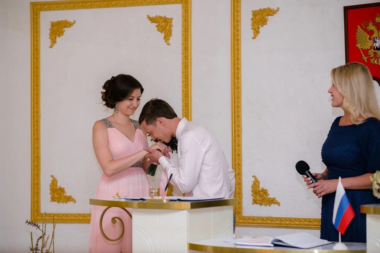 Загс чебоксары московский. Режим работы загса чебоксары. Г чебоксары московский проспект 38к1 дворец бракосочетания. Загс цивильского района чувашской республики. Загс ленинского района чебоксары.