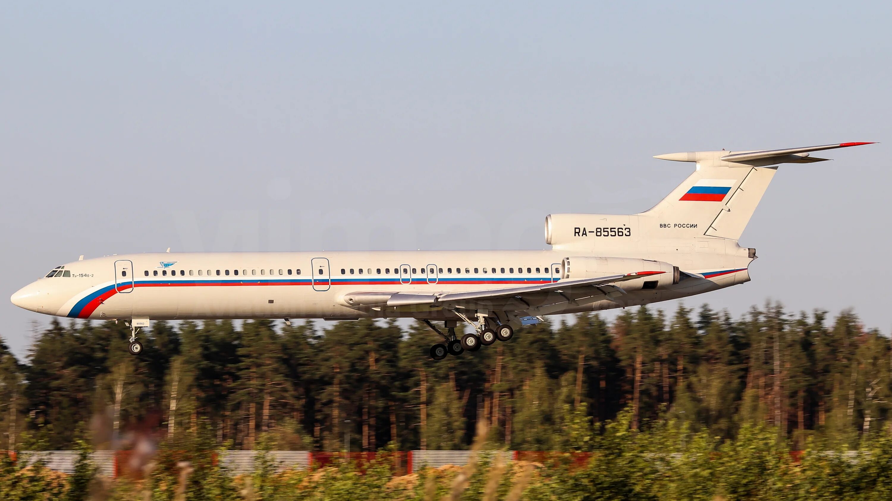 Россия эйр. Ra-85563. Самолет ra-85563. Ту 154м ra 85123. Ту-154 ra 85556.