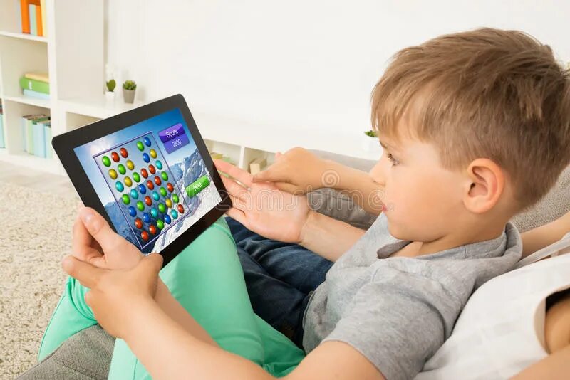 Планшет play. Play Tablet. Дети играет на планшете в игру. Play games on Tablet. Играем в детские игры на планшете и компьютере:.