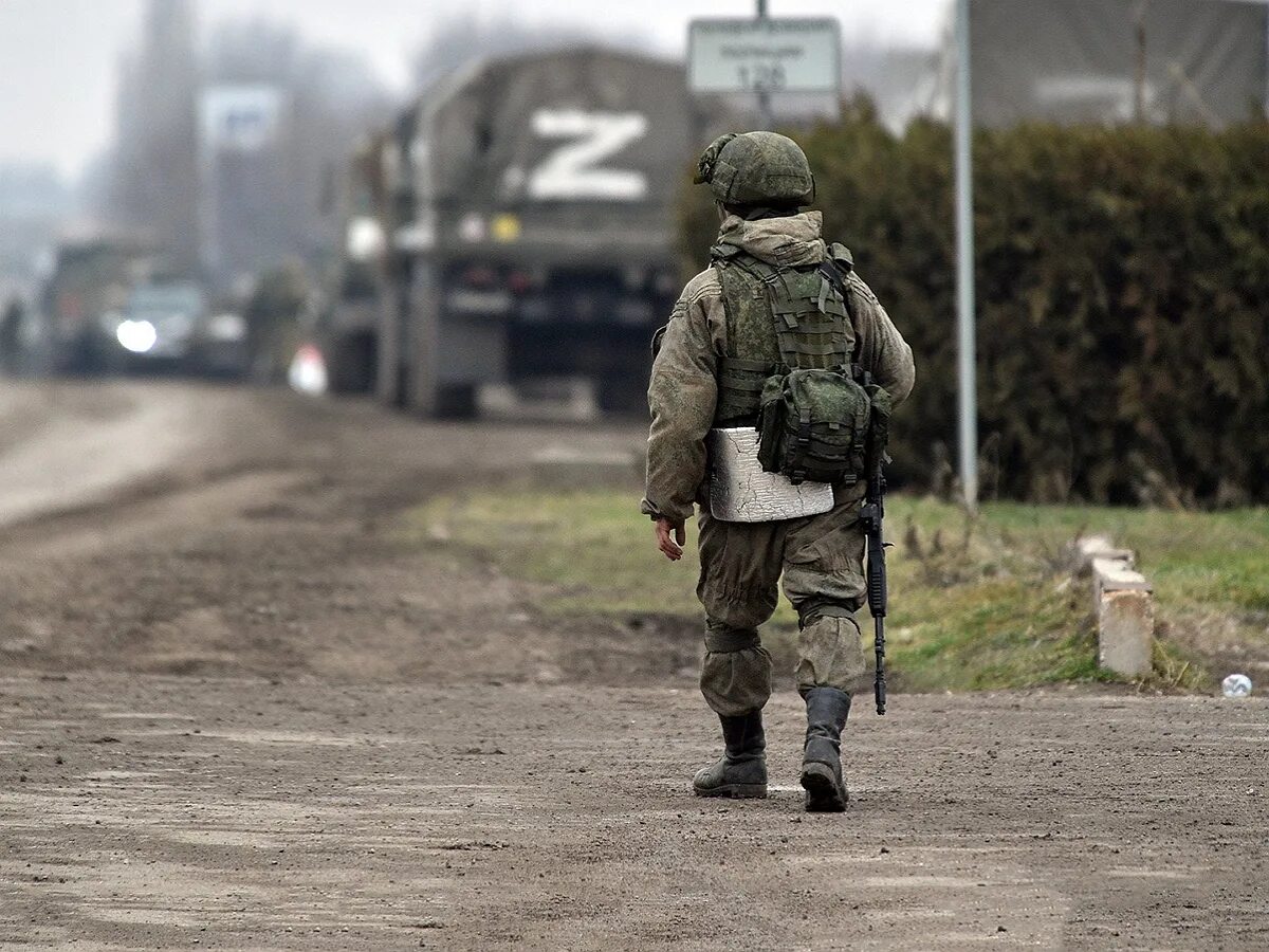 Российский солдат. Вежливые люди. Российские солдаты на Украине. Связь на войне на украине