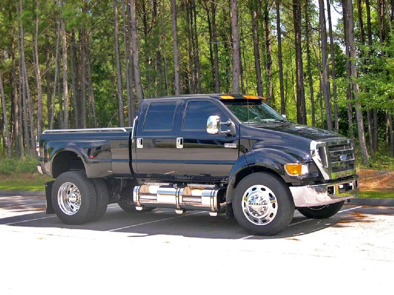 Пикап пышных. Ford f650. Ford f650 Pickup. 2004 Ford f-650. Форд ф 650.