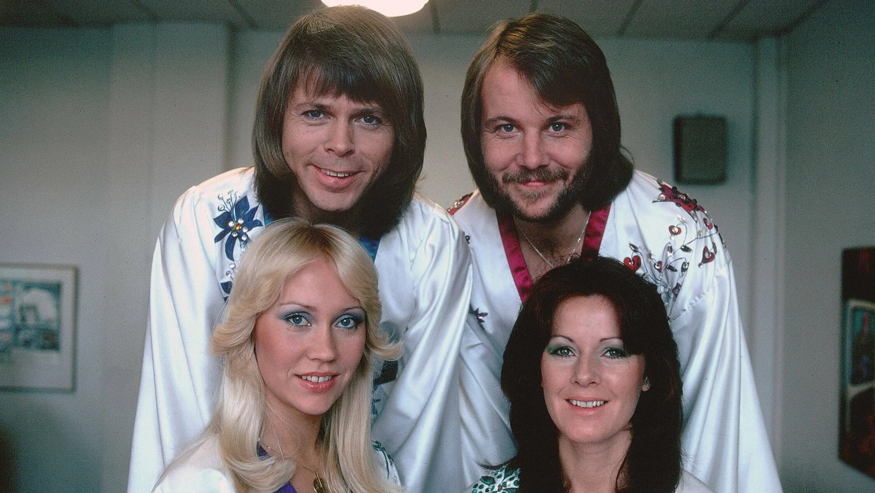 Группы 1976 года. Группа ABBA. ABBA 1976. Группа ABBA В молодости. Группа Авва сейчас.