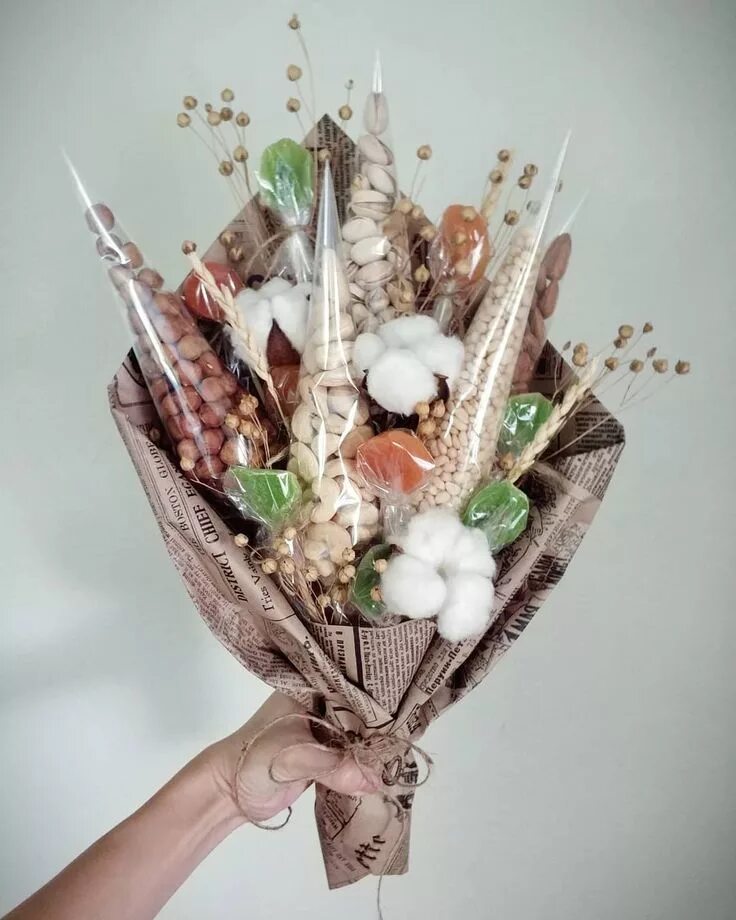Edible bouquet- be in trend Edible bouquets, Edible arrangements, Edible