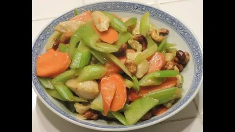 Сельдерей с овощами в духовке