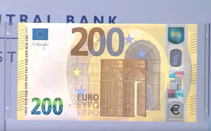 Пошлина свыше 200 евро. Евро банкноты номинал 200. Купюра 100 евро нового образца. 200 Евро нового образца 2019. Купюра 200 евро.