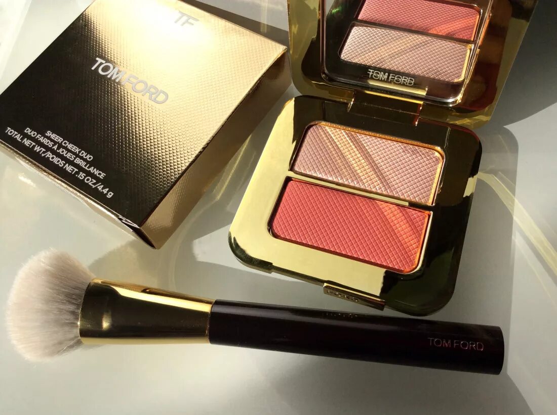 Tom ford duo 05. Tom ford skin illuminating powder duo. Tom ford duo. Пудра хайлайтер tom ford skin illuminating. Tom ford duo.