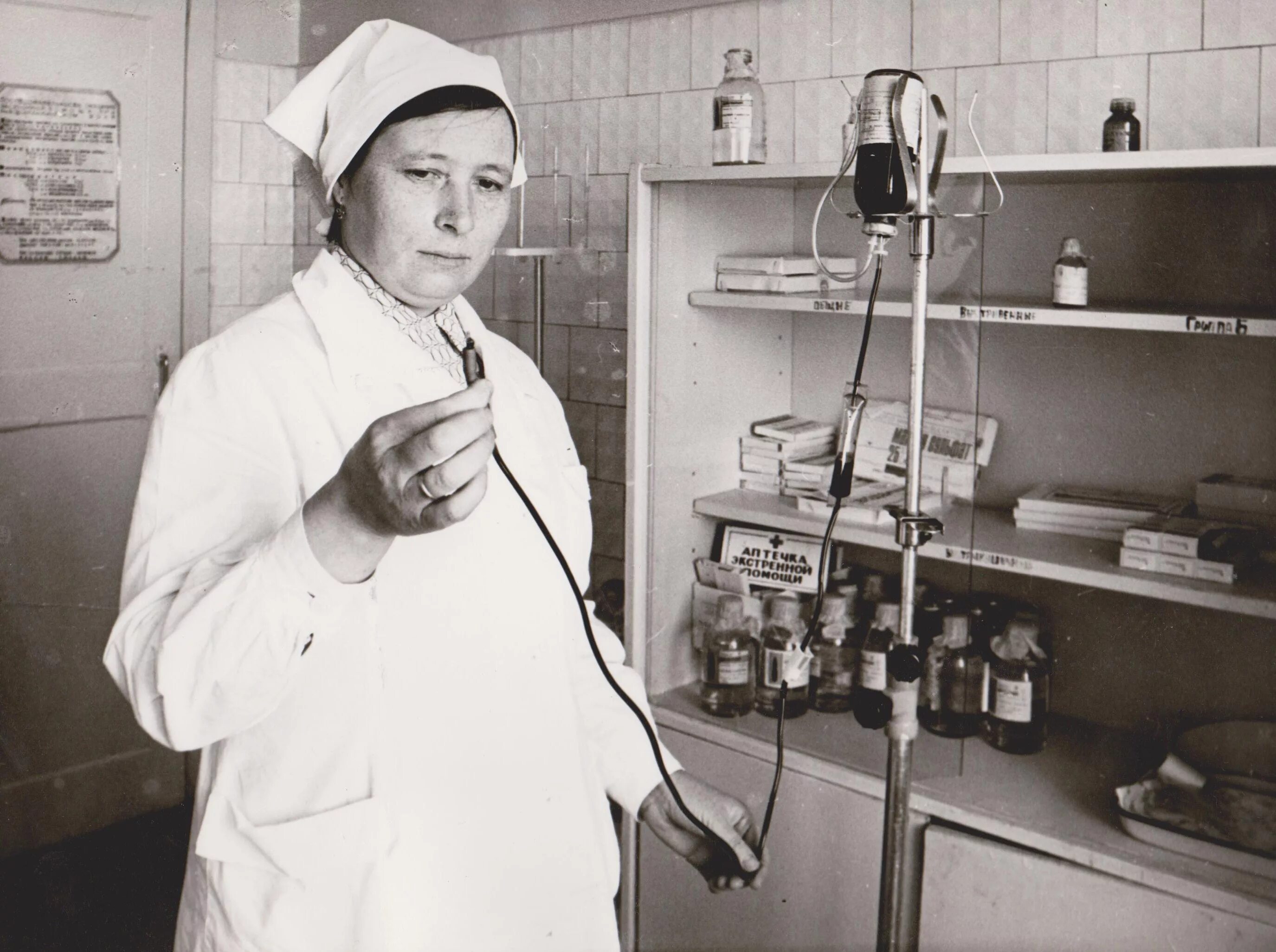 Советские врачи были. Советская медсестра. Советские медицинские сестры. Советский врач. Медсестры в 80-е годы СССР.