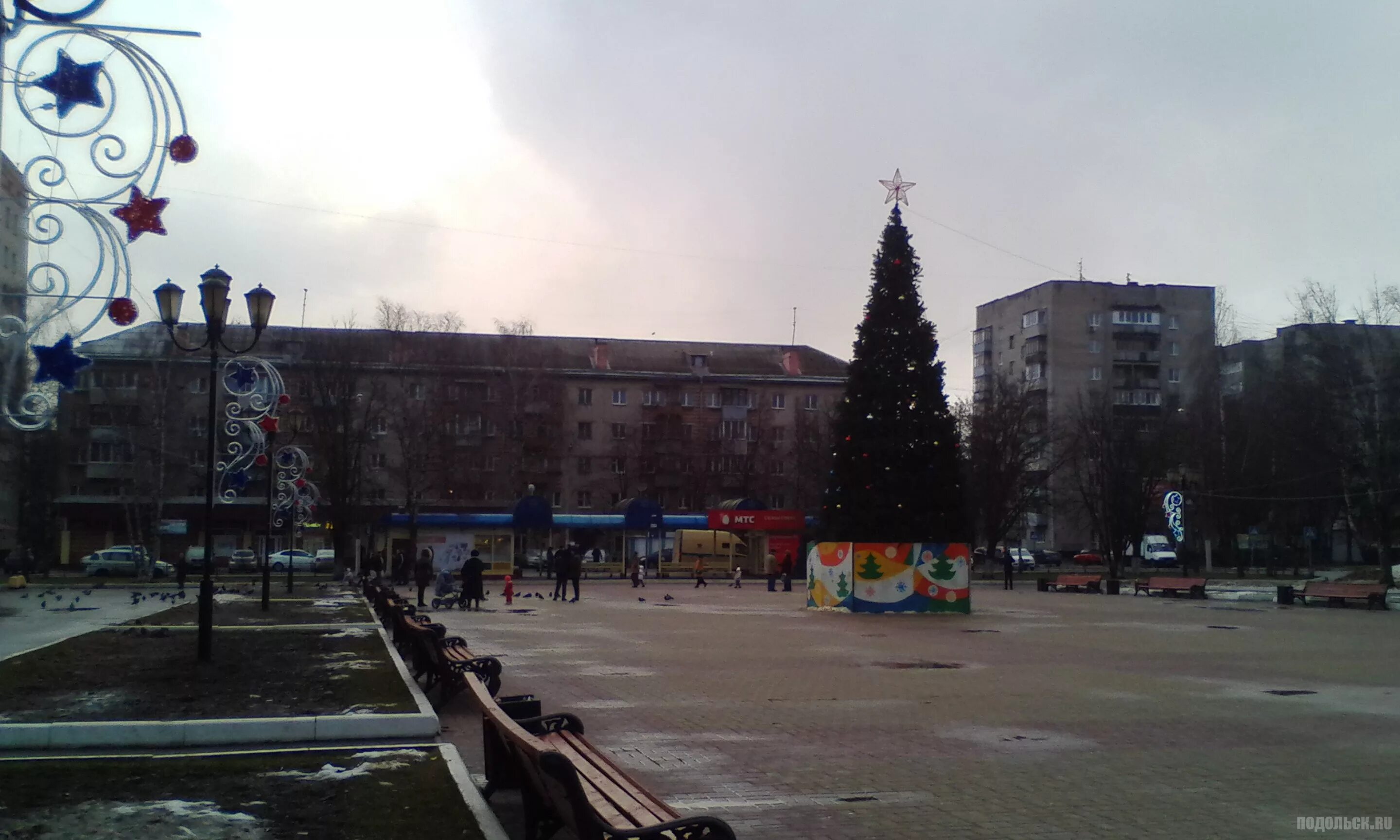 Площадь 50 лет октября климовск. Город климовск московская область. Г климовск московская область. Московская область, подольск, октябрьская площадь. Площадь климовска.