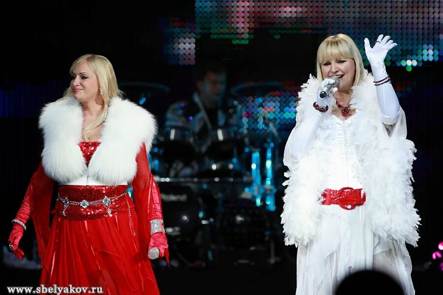 Группа мираж 90. Группа мираж морозова. Суханкина новый год минус. Группа мираж суханкина. Суханкина новый год минус.