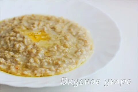 Овсяная каша на молоке из цельного зерна