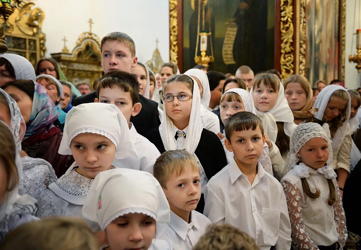 Православные общеобразовательные учреждения. Православная гимназия Псков. Свято-Тихоновский православный. Православные знаомств. Православная гимназия свет.