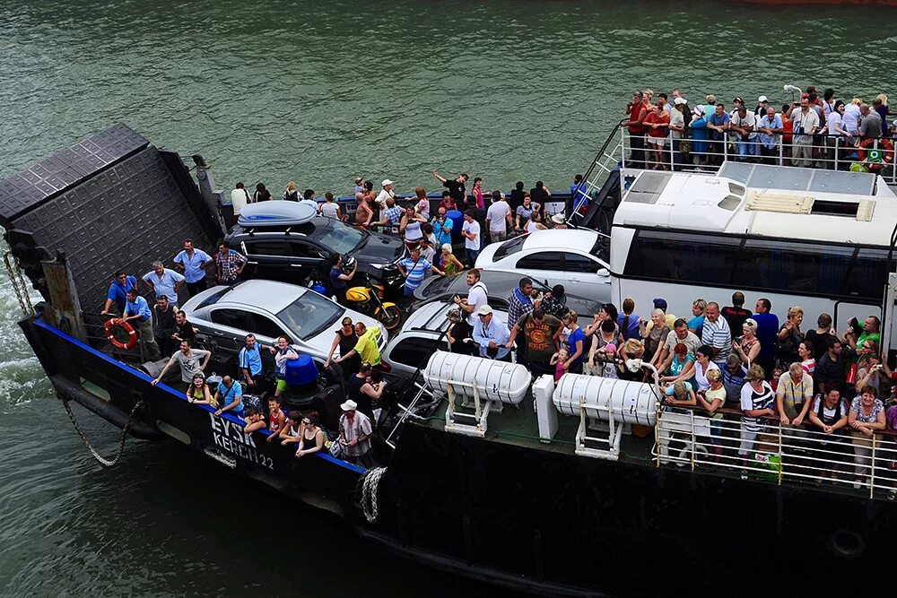 паром финляндия швеция. что делать при ожоге паром. паром мария керчь. паром ейск керчь 2022. паром добрянка лябово.