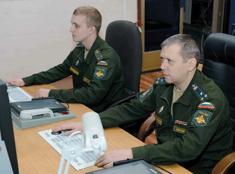 командир и начальник штаба