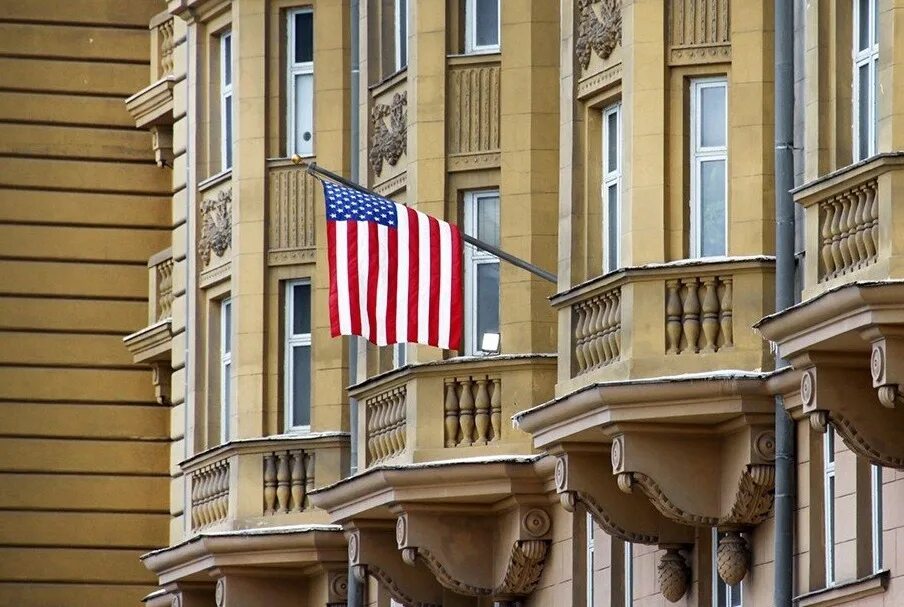 Генконсульство сша в москве. Генконсульство сша в москве. Российское посольство в сша. Генконсульство сша в москве. Посольство штатов.