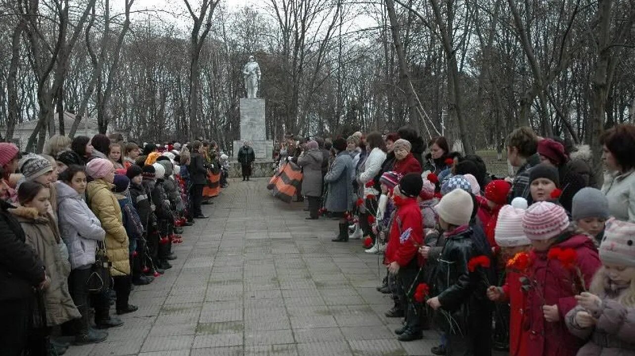 Старокорсунская Краснодарский край. Станица Старокорсунская центр. Станица Старокорсунская парк. Ветераны войны станицы Старокорсунской. Погода старокорсунская краснодарский на 10