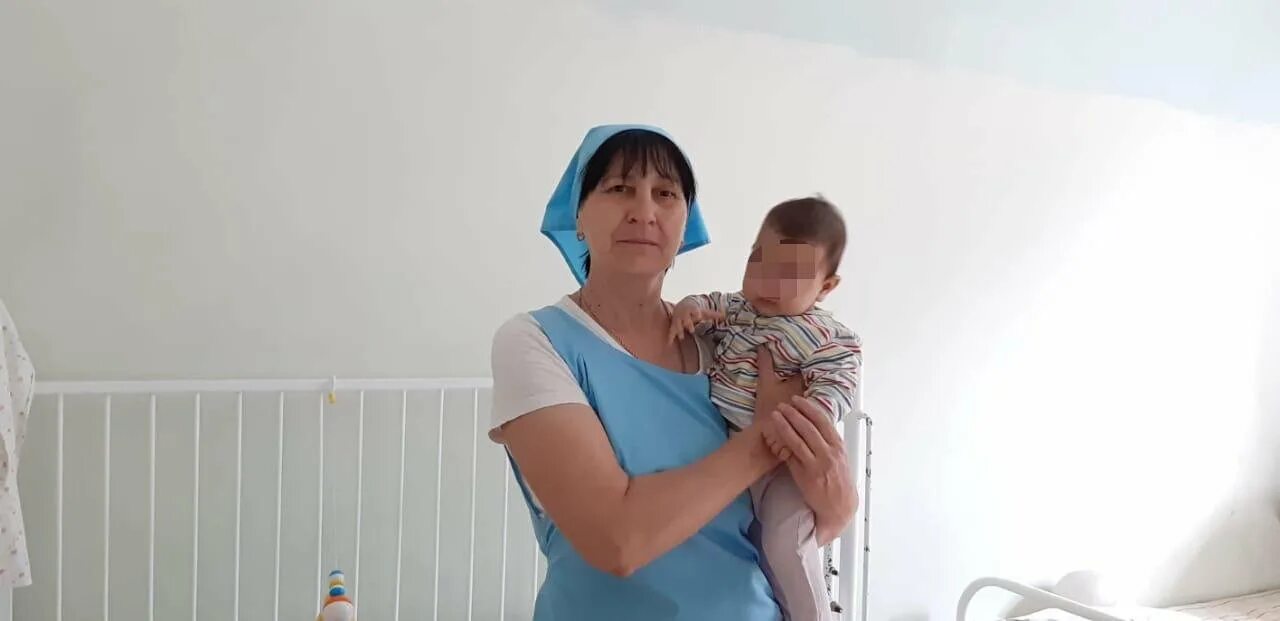 Благотворительный фонд я без мамы. Фонд я без мамы белая калитва. фонд я без мамы ростов.