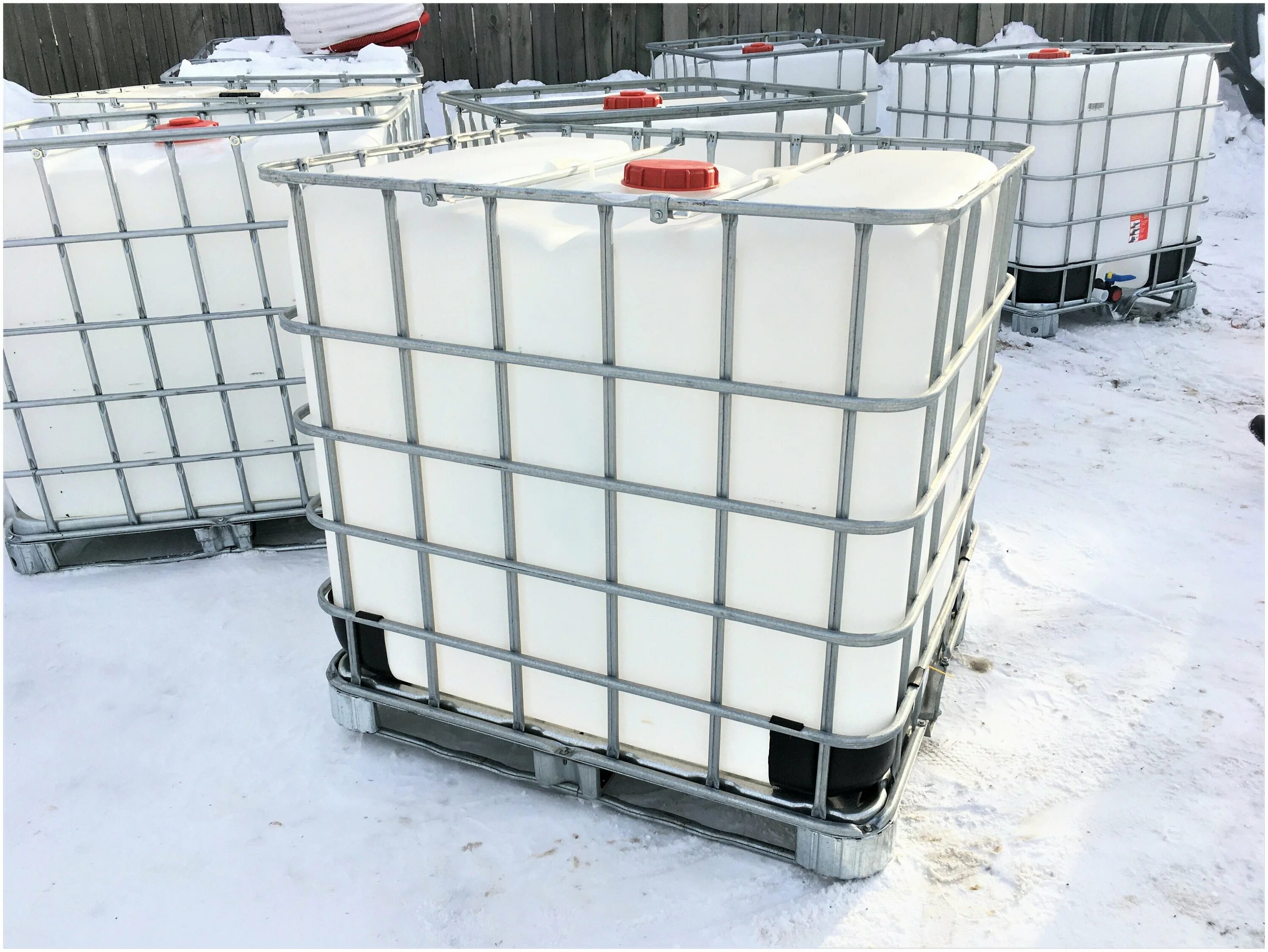 Еврокуб 1000 л габариты. Еврокуб ibc 1000. Ibc контейнер еврокуб. Еврокуб ibc контейнер на 1000 л. Еврокуб новый 1000 л поддон металл/пластик.