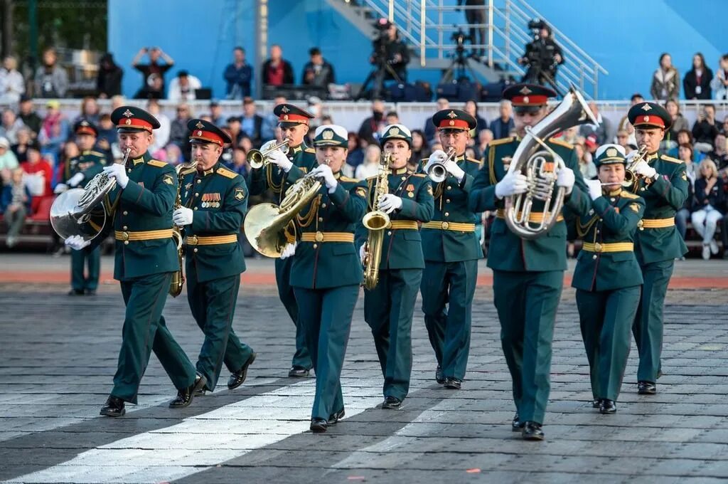 14 Января – день военно-оркестровой службы Вооруженных сил России;. Военно-оркестровая служба Вооружённых сил Российской Федерации. Военные оркестры Спасская башня. Военный оркестр Южно-Сахалинск.