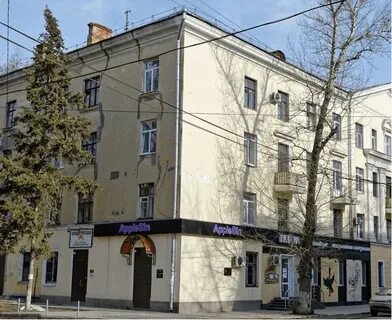 Театральная 32