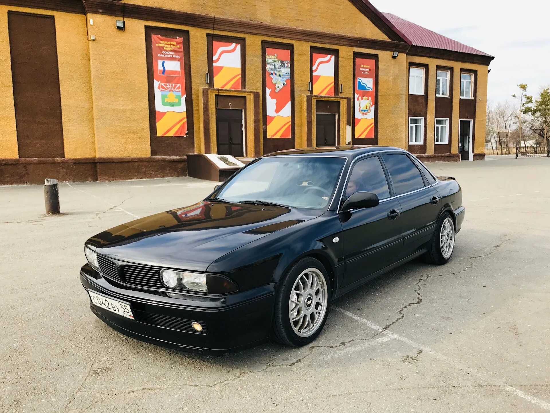 Широкий сигма. Mitsubishi Sigma 3.0. Митсубиси Сигма 1991 3.0. Mitsubishi Sigma 1991. Митсубиси Сигма универсал 3.0.