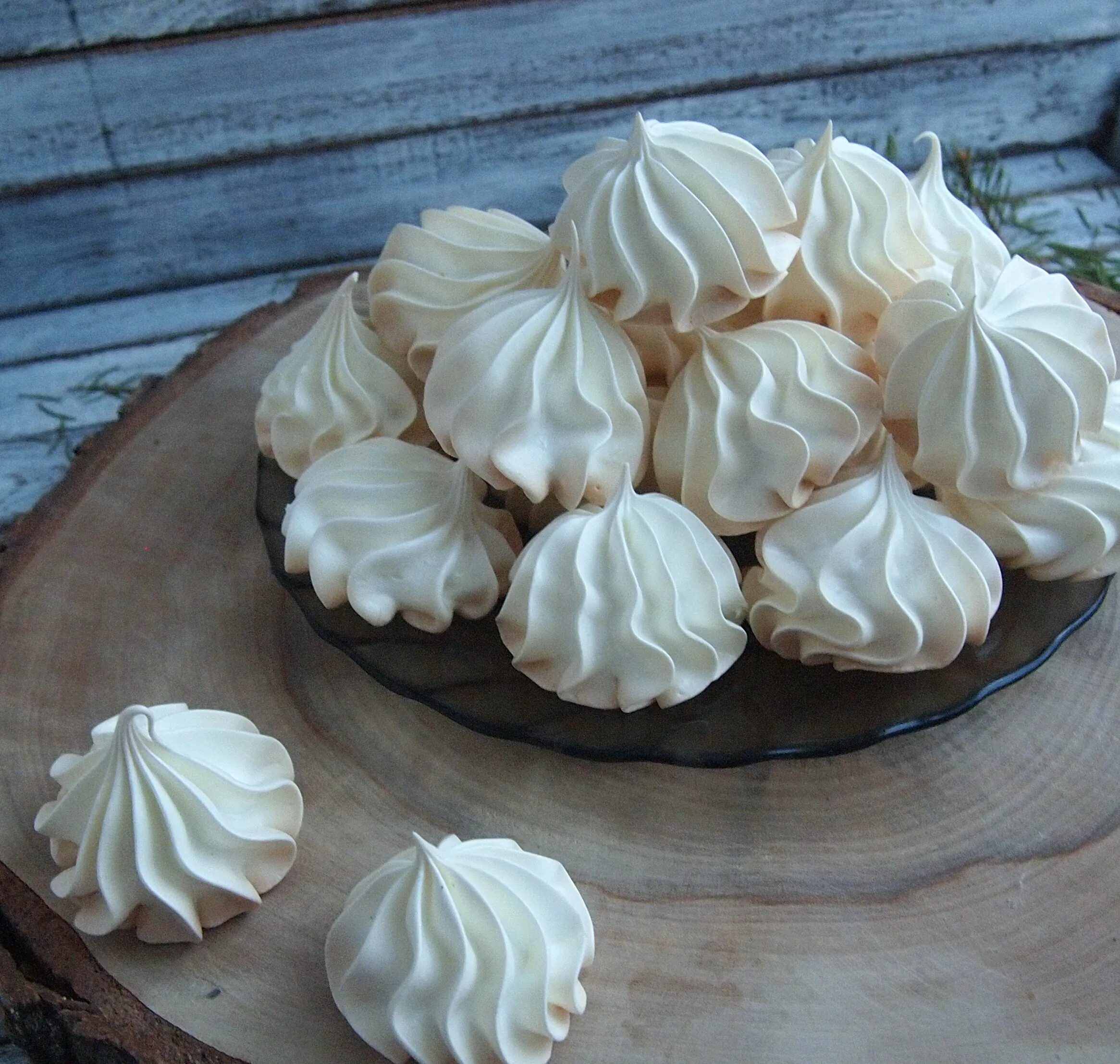 Сколько нужно белков для безе. Безе, меренга — Meringue. Итальянская меренга. Безе воздушное "меренги Classic". Безе «Хрумка».