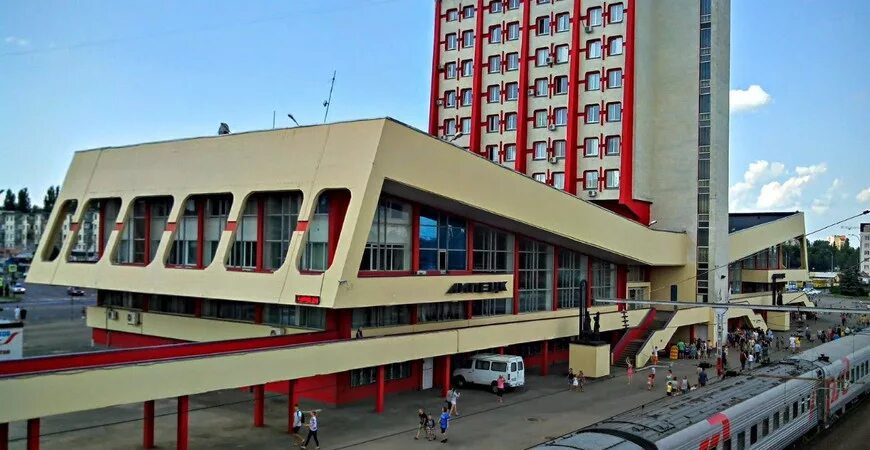 Жд станция липецк. Железнодорожный вокзал липецк. Ж/д вокзал липецк. Гагарина, 106. Липецкая жд станция.