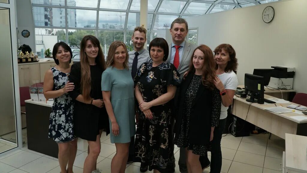 миэль агентство недвижимости москва. миэль барнаул сотрудники. офис недвижимости миэль барнаул. андрей миэль благовещенск. миэль барнаул сотрудники.