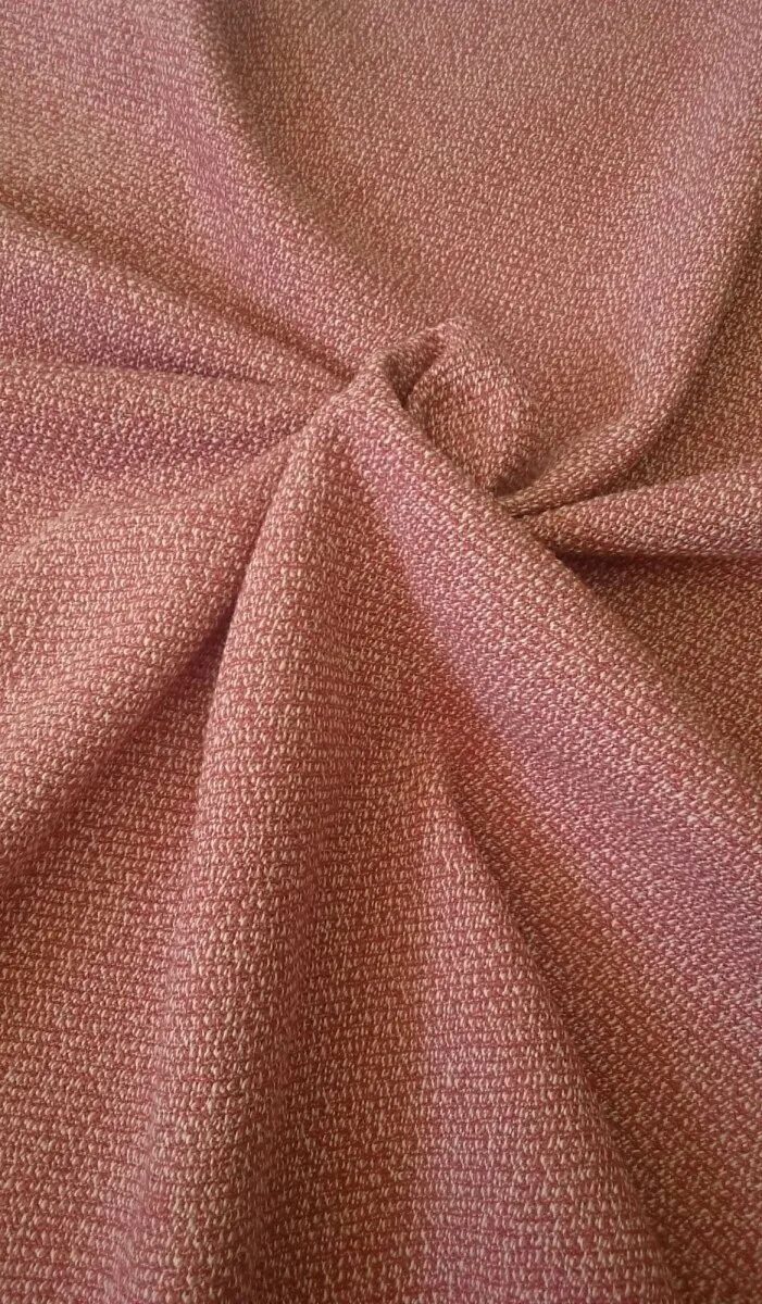 Ткань с купонным принтом. Мир шелка. Вигонь ткань. Ткань ишанкара тори бергер книга. Тори ткани интернет.