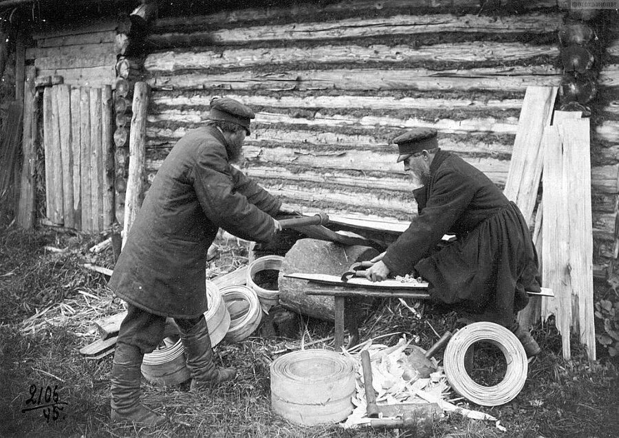 Молодая артель. Артель Плотников 19 век. Крестьяне Енисейской губернии 19 века. Крестьяне 19 век Нижегородская Губерния. Сибирские крестьяне 19 век.